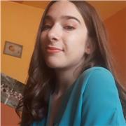 Je suis actuellement étudiante en histoire, ce pourquoi donner des cours dans cette matière ne me pose aucun problème. Ayant plutôt des facilités dans plusieurs matière à l'école, je pourrais facilement t'aider dans d'autre matière